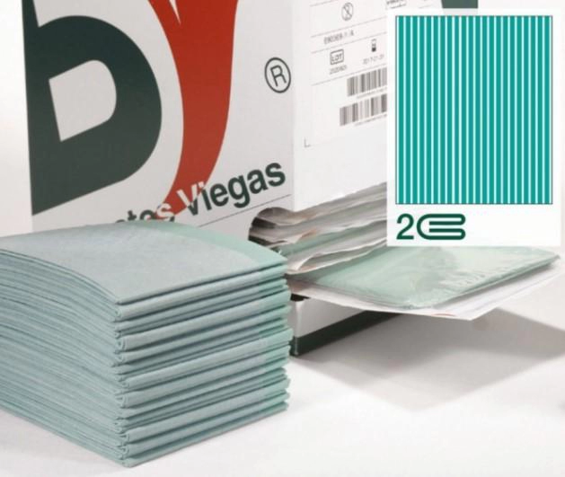 The 2-ply green adhesive sterile drape, 50 cm x 50 cm, 1 pcs.